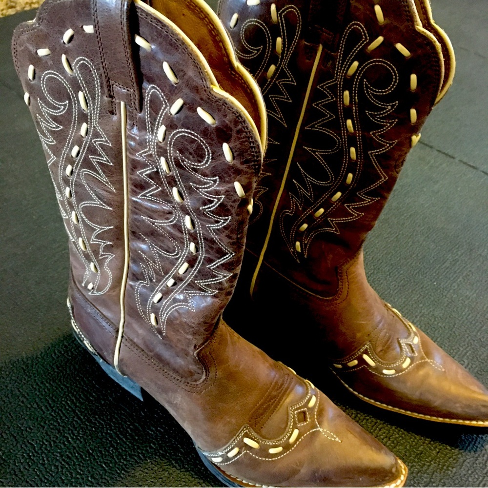 Ariat Women’s Western Boots, Size 6B